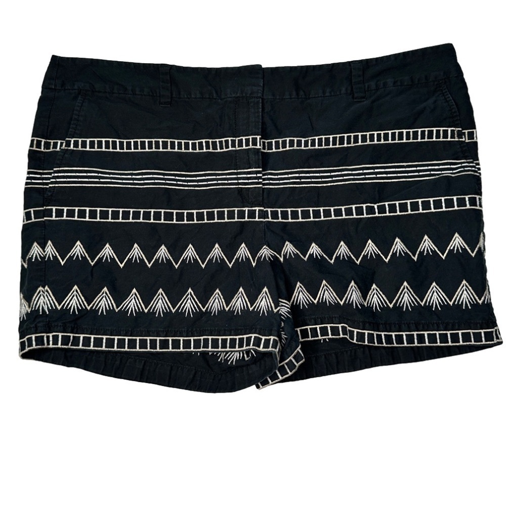 ANN Taylor LOFT Sz 16 Embroidered Summer Shorts Brunch Weekend Casual